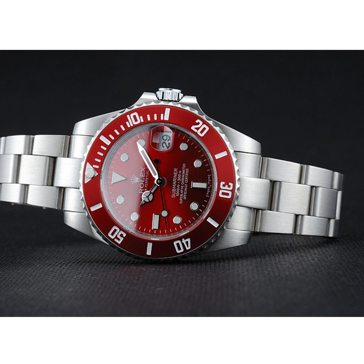AAA replica watch Rolex 1454154 Bracelet Red Stainless Steel Dial Submariner 0821
